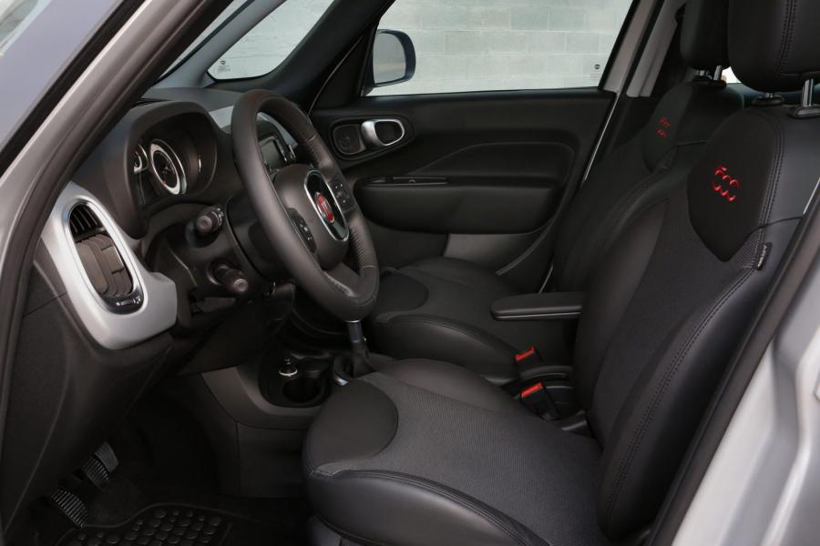  Fiat 500L Beats Edition 2014 года  (фото 37 из 86)